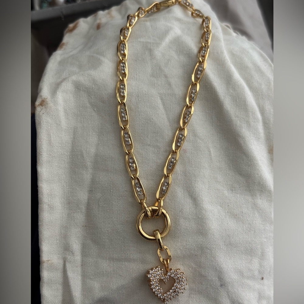 Vanessa Mooney 
THE BENNETT HEART NECKLACE - Picture 3 of 6